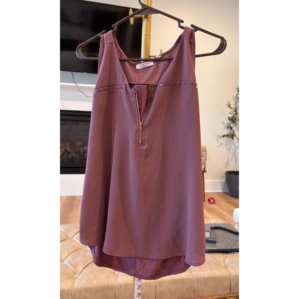 Tempted Los Angeles Mauve Sleeveless Zip Front Studded High Low Blouse Large